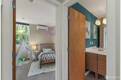3421 Beacon Avenue S, Seattle, WA 98144 - Photo 9