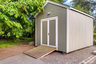 15922 E Shore Dr, Lynnwood, WA 98087 - Photo 35