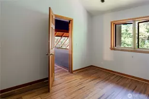29601 131st Ave SW, Vashon, WA 98070 - Photo 15