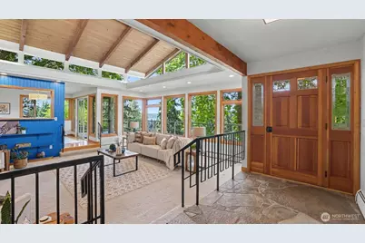 18744 Kenlake Place NE, Kenmore, WA 98028 - Photo 5
