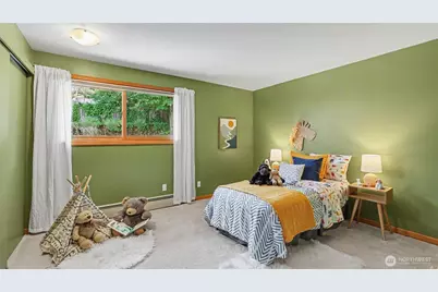 18744 Kenlake Place NE, Kenmore, WA 98028 - Photo 19
