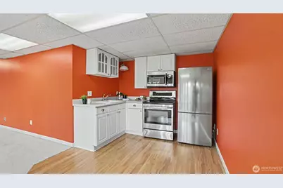18744 Kenlake Place NE, Kenmore, WA 98028 - Photo 31