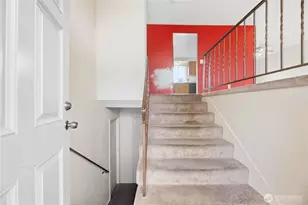 1807 9th St SW, Puyallup, WA 98371 - Photo 3