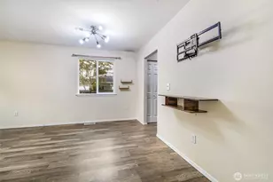 18302 8th Ave SE, Bothell, WA 98012 - Photo 7