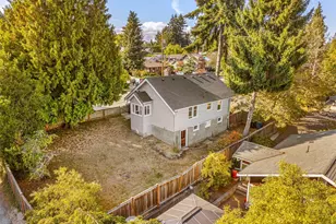8818 8th Ave NW, Seattle, WA 98117 - Photo 33