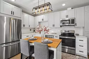 7000 32nd Ave NW, Seattle, WA 98117 - Photo 7