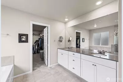 1231 Baker Heights Loop, Bremerton, WA 98312 - Photo 23