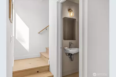 307 NW 52nd Street #B, Seattle, WA 98107 - Photo 13