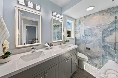 332 NE Elk Place, Seattle, WA 98115 - Photo 17