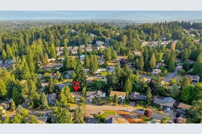 12705 SE 74th Street, Newcastle, WA 98056 - Photo 25