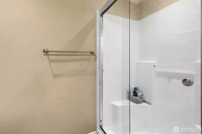 20801 Bonanza Drive E, Bonney Lake, WA 98391 - Photo 15