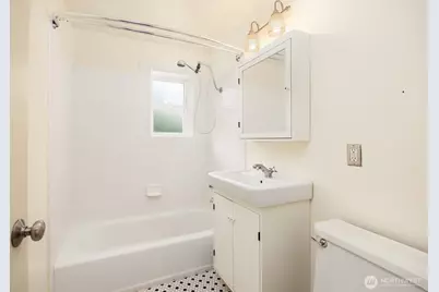 15329 Stone Avenue N, Shoreline, WA 98133 - Photo 23