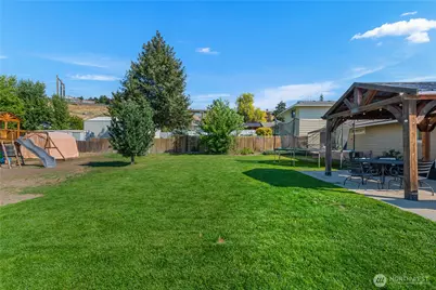 27 31st Street NE, East Wenatchee, WA 98802 - Photo 29