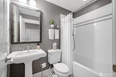 1414 1st Avenue W #403, Seattle, WA 98119 - Photo 21