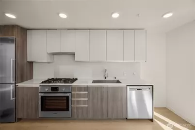 800 Columbia St #808, Seattle, WA 98104 - Photo 5