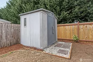 16316 58th Ave Ct E, Puyallup, WA 98375 - Photo 17