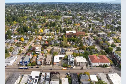 6530 24th Avenue NW, Seattle, WA 98117 - Photo 9