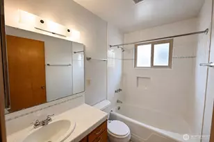 6530 24th Ave NW, Seattle, WA 98117 - Photo 13