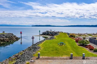1818 Lola Beach Lane, Oak Harbor, WA 98277 - Photo 39