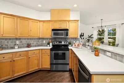 7709 Fairway Avenue SE #203, Snoqualmie, WA 98065 - Photo 7