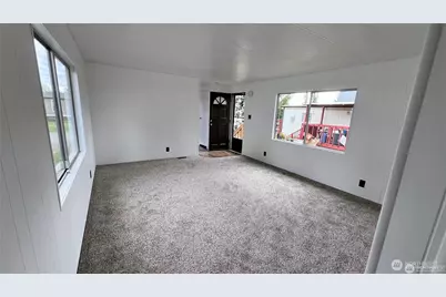 3715 152nd St NE #32, Marysville, WA 98271 - Photo 3