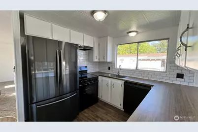 3715 152nd St NE #32, Marysville, WA 98271 - Photo 5