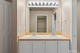 5230 SE 238th Ln, Issaquah, WA 98029 - Photo 11