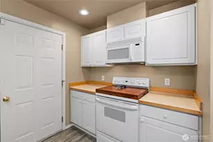 5230 SE 238th Ln, Issaquah, WA 98029 - Photo 7