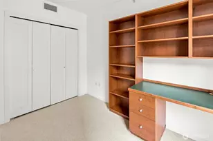 81 Clay St, Seattle, WA 98121 - Photo 17