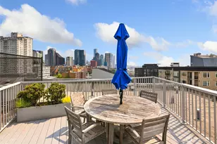 81 Clay St, Seattle, WA 98121 - Photo 35