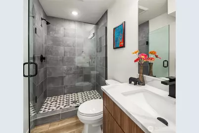 1414 E Cherry Street #F, Seattle, WA 98122 - Photo 15