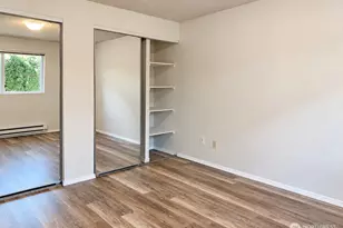 11255 Greenwood Ave N, Seattle, WA 98133 - Photo 13
