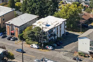 11255 Greenwood Ave N, Seattle, WA 98133 - Photo 3