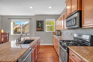 10625 Ross Rd, Bothell, WA 98011 - Photo 5