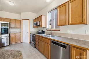 1752 S Prospect Ln, Tacoma, WA 98405 - Photo 13
