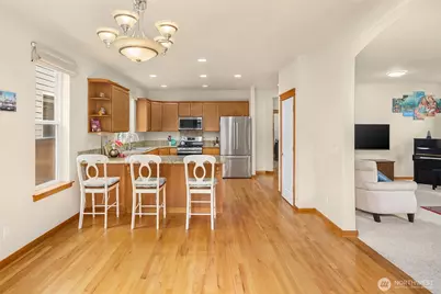 18430 42nd Avenue SE, Bothell, WA 98012 - Photo 9