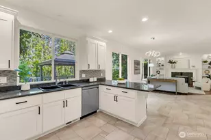 23004 12th Dr SE, Bothell, WA 98021 - Photo 13