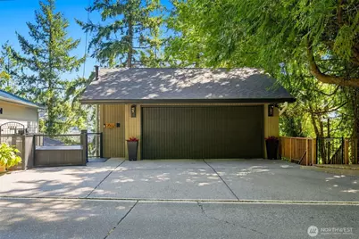 2002 W Lake Sammamish Parkway NE, Redmond, WA 98052 - Photo 33