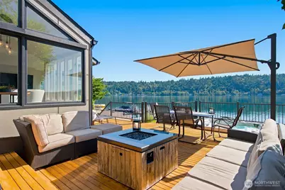 2002 W Lake Sammamish Parkway NE, Redmond, WA 98052 - Photo 5