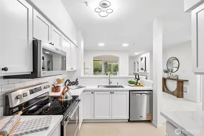 2009 196th Street SE #D202, Bothell, WA 98012 - Photo 5
