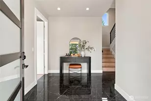 542 N 104th St, Seattle, WA 98133 - Photo 7