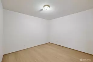 15617 NE 70th Ct, Redmond, WA 98052 - Photo 3
