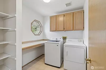 15617 NE 70th Court #D109, Redmond, WA 98052 - Photo 23