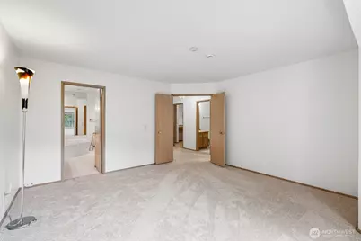 15617 NE 70th Court #D109, Redmond, WA 98052 - Photo 17