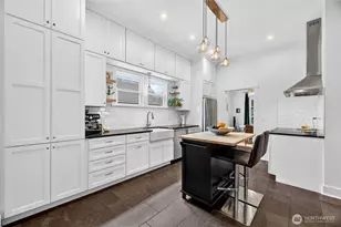 4218 26th Ave SW, Seattle, WA 98106 - Photo 11