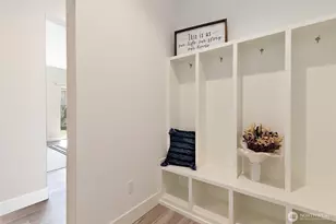 4913 NE 1st St, Renton, WA 98059 - Photo 15