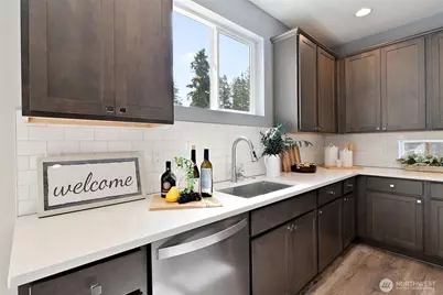 4913 NE 1st Street, Renton, WA 98059 - Photo 9