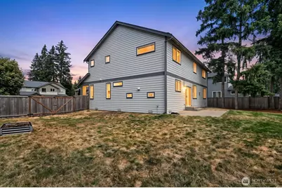 4913 NE 1st Street, Renton, WA 98059 - Photo 35