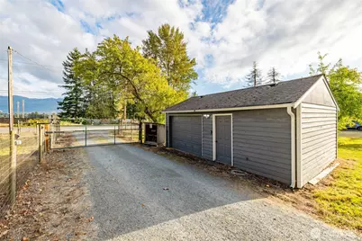26417 Minkler Road, Sedro Woolley, WA 98284 - Photo 3