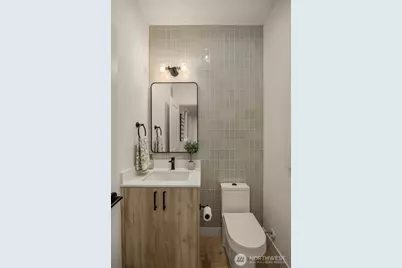 14340 Bagley Avenue N, Seattle, WA 98133 - Photo 7